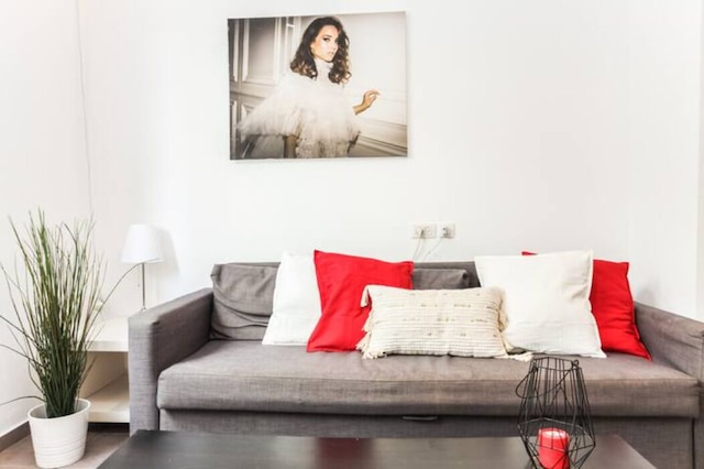 海とカーメルマーケット近くのアパート