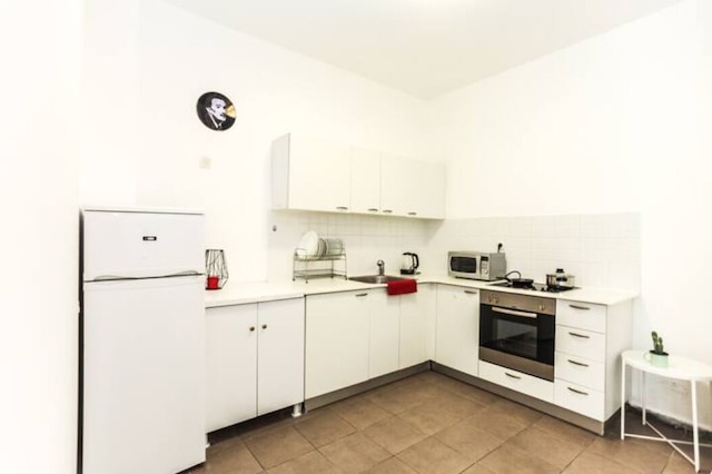 海とカーメルマーケット近くのアパート