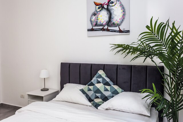 ビーチから歩いて行けるモダンなアパートメント