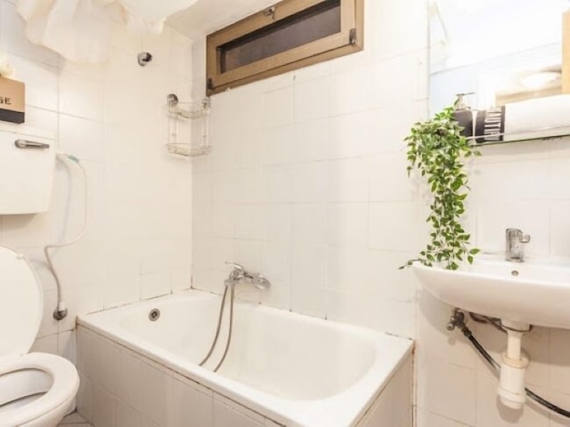 コージー ベン イェフダ ハイダウェイ-テル アビブ レンタル