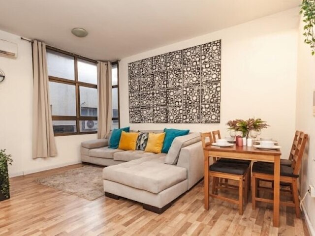 コージー ベン イェフダ ハイダウェイ-テル アビブ レンタル