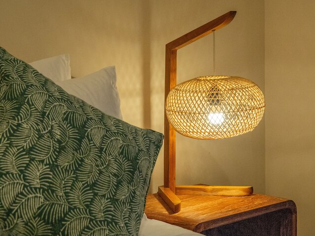 アルマスタウブド