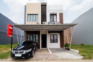 OYO  3256 ルコスト I8