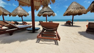 ラグジュリアス アパートメント ラ アマダ オーシャンビュー