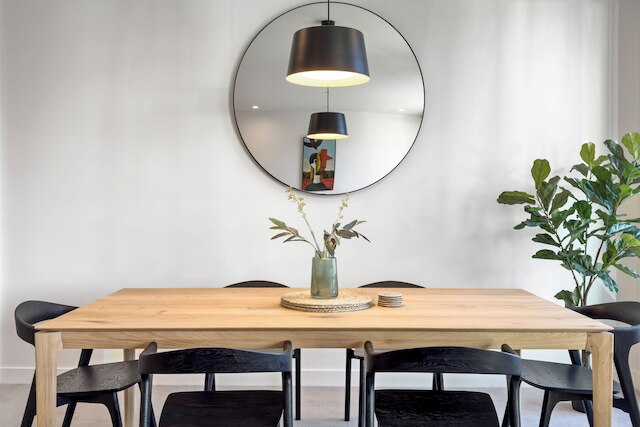 サニー&スペイシャス イン ワイニヤード クォーター