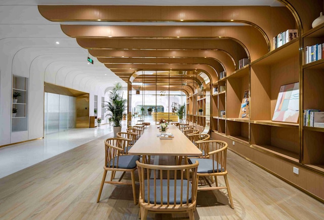 Quantum Inn East Railway Station