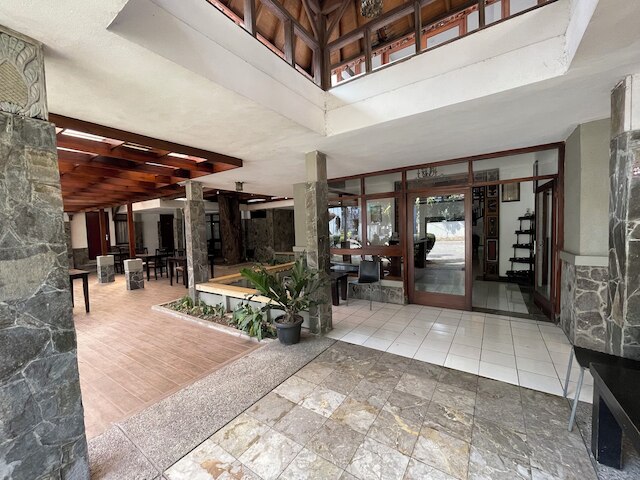 ホテルゲゲルカロンアスリ