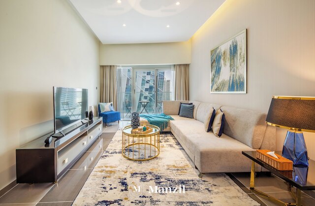 マンジル - デザイナー 1 BR アパート ニア ブルジ & ドバイ モール