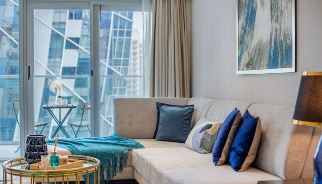 マンジル - デザイナー 1 BR アパート ニア ブルジ & ドバイ モール