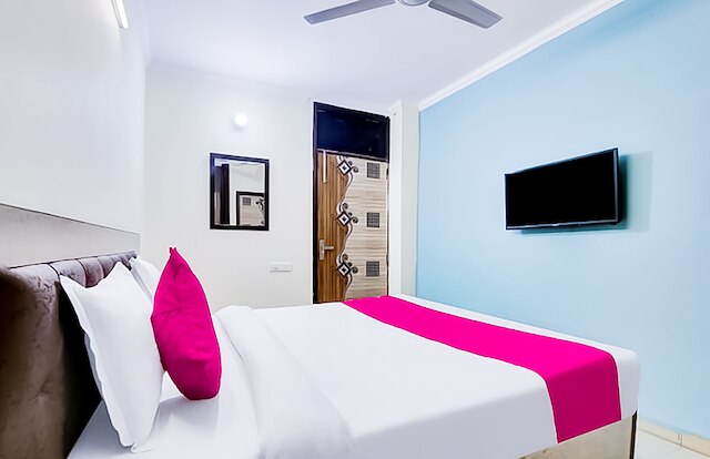 ルームシャラ 118 ホテル アクレーム 7 スカイ