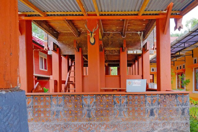 ホテル O タット バラ ホームステイ ニア トンコナン パユン パンデン