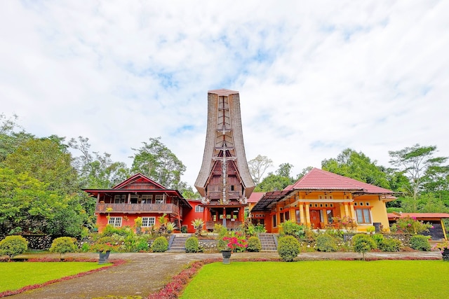 ホテル O タット バラ ホームステイ ニア トンコナン パユン パンデン