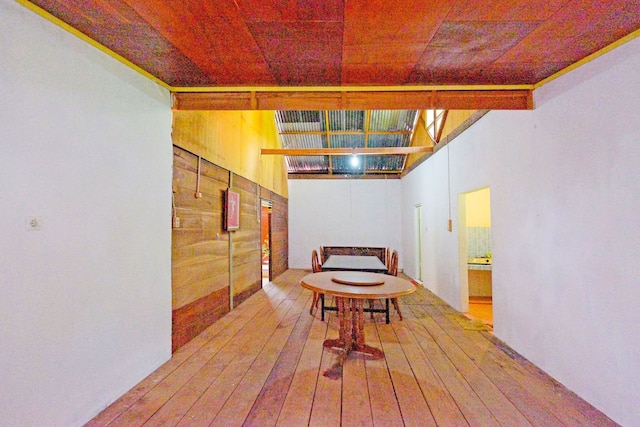 ホテル O タット バラ ホームステイ ニア トンコナン パユン パンデン