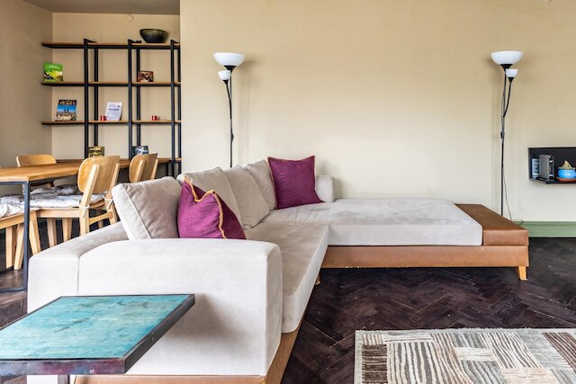 シック フラット W バルコニー BBQ 10 ミン トゥ エマル イン ウスクダル