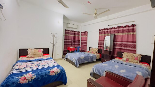 モハンマディアレストラン&ゲストハウス