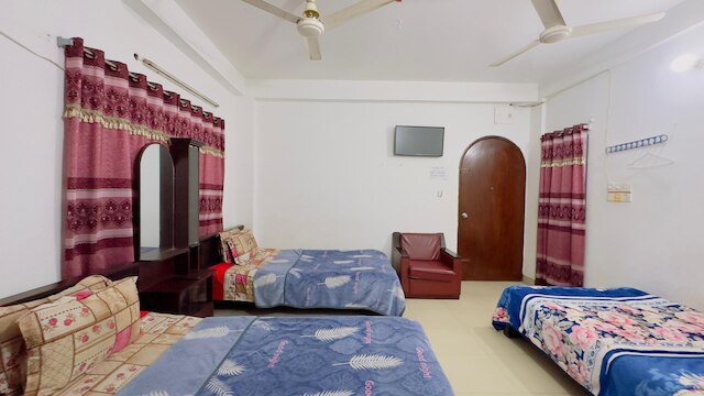 モハンマディアレストラン&ゲストハウス