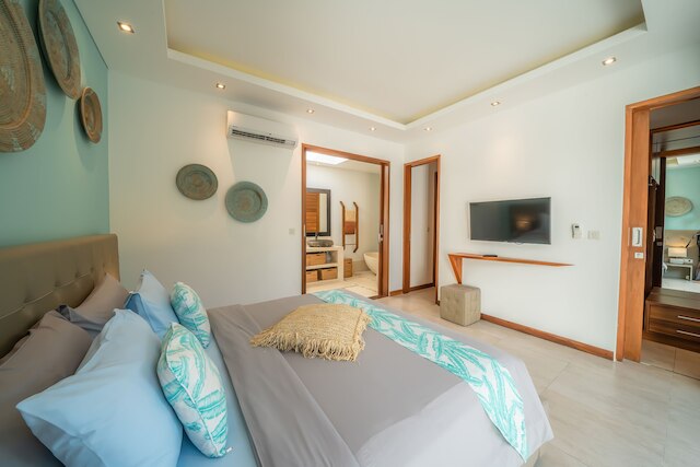 ヴィラ クアトロ