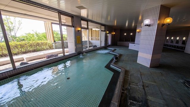 天空のスカイビューホテル 眉山海月