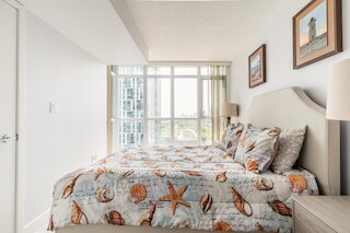 トロント 21 アイスボート 17 フローア