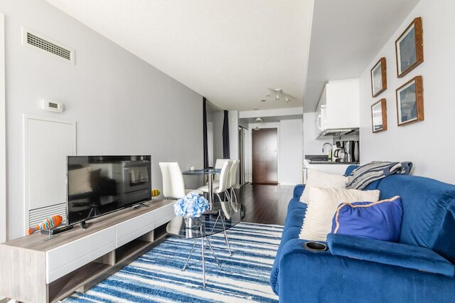 トロント 21 アイスボート 17 フローア