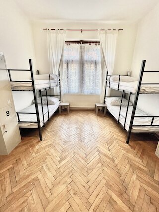 ホステルジャスミン