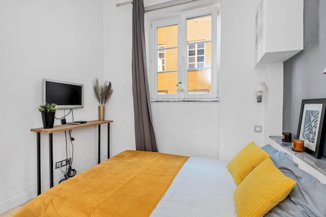 ルミナ アパート ウィズ ビュー オン プラツ ザムコヴィ