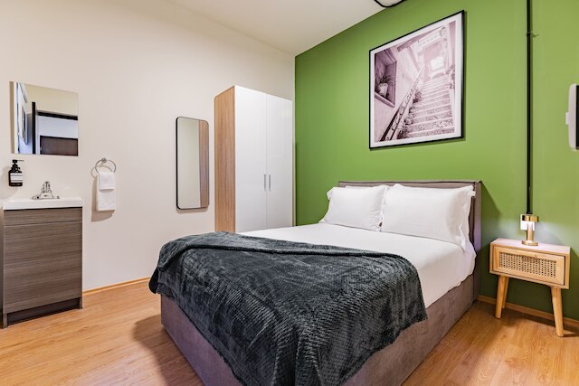 マリアノ エスコベド アパートメンツ バイ VH