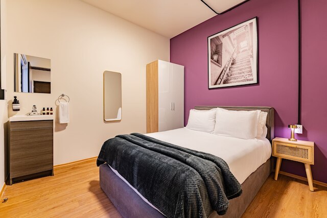 マリアノ エスコベド アパートメンツ バイ VH