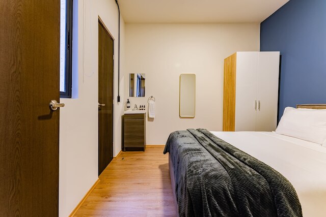 マリアノ エスコベド アパートメンツ バイ VH