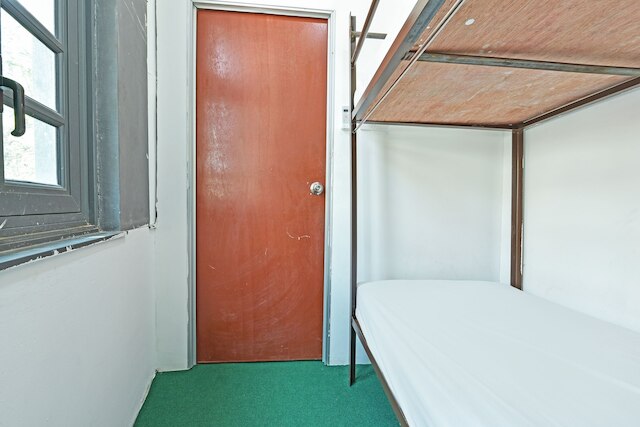 スポット オン 90850 エーサン トラベルズ ホーム KL