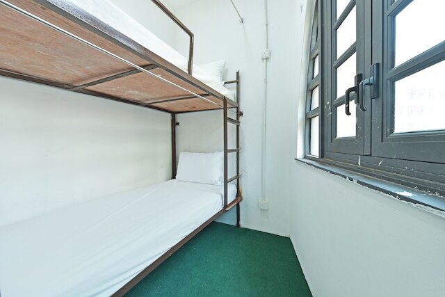 スポット オン 90850 エーサン トラベルズ ホーム KL