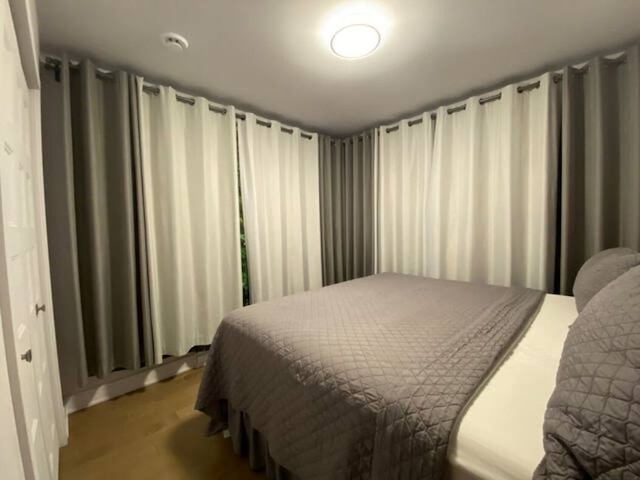 2001年アベニュー・ビーコンズフィールド