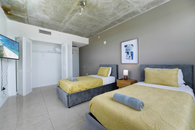 モダン コンドス イン ミッドタウン マイアミ