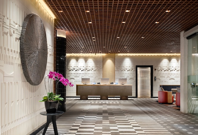 ゴールデンヒルバイゴールデンチューリップ