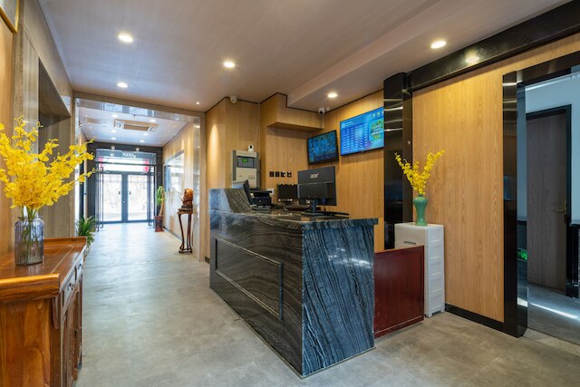 East Sacred Hotel ( the Forbidden City San Li Tun）