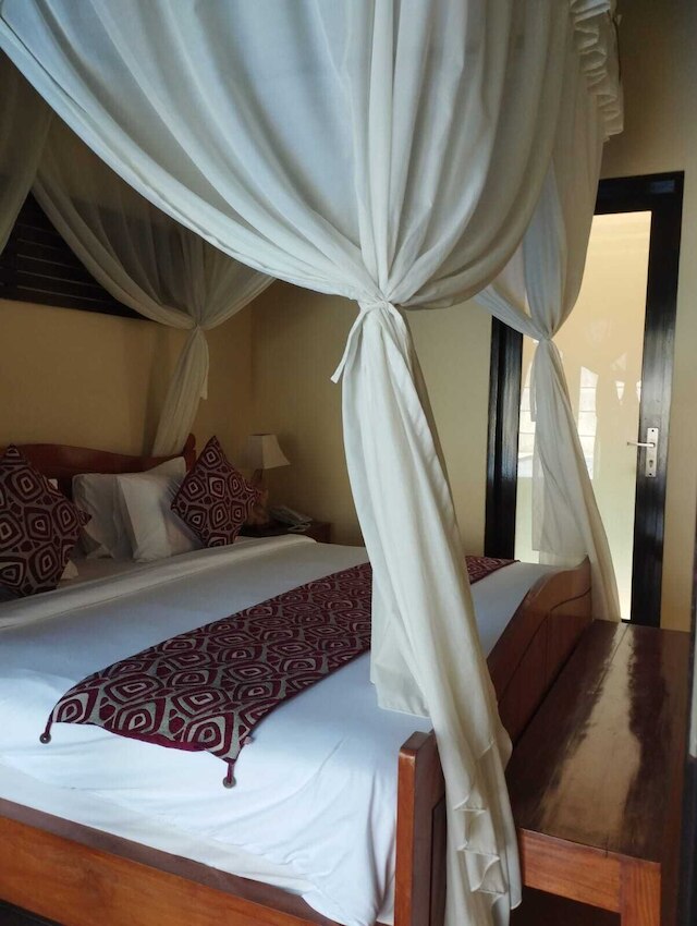 カルティカ・ダハユ・ヴィラ