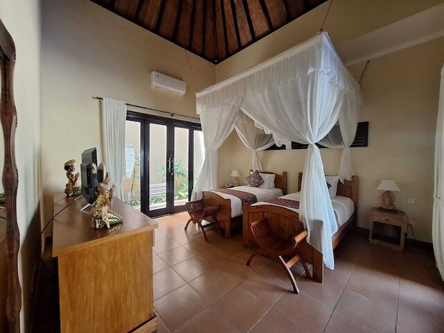 カルティカ・ダハユ・ヴィラ