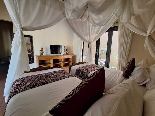 カルティカ・ダハユ・ヴィラ