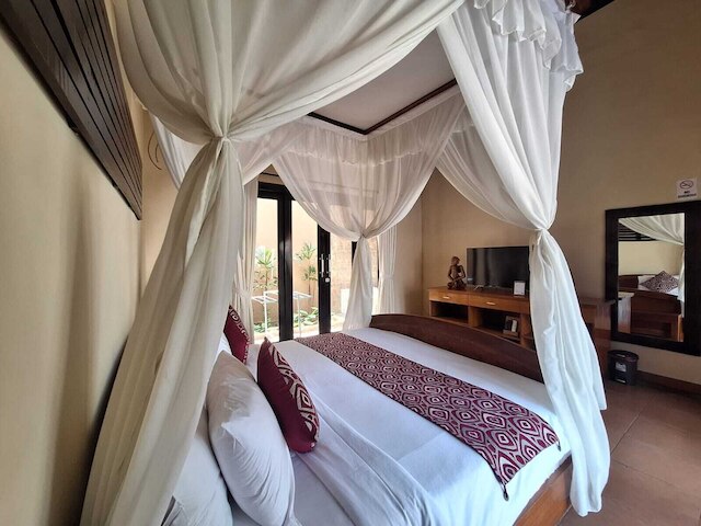 カルティカ・ダハユ・ヴィラ