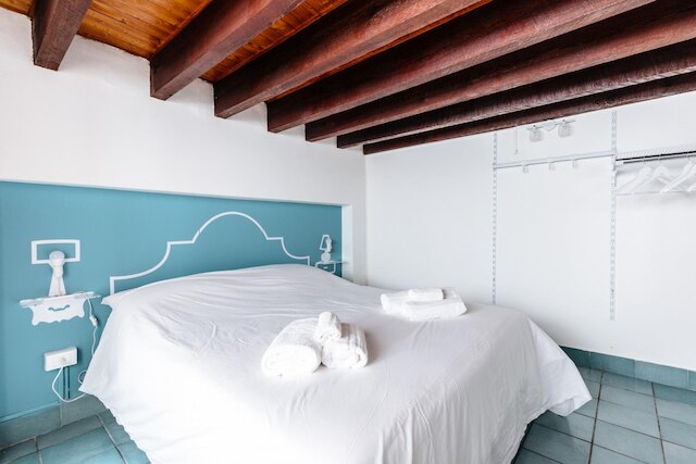 パレルモ中心部のカセッタ・バシレ