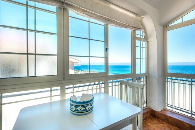 カーサ コン テラッツァ スル マーレ アル アッダウラ