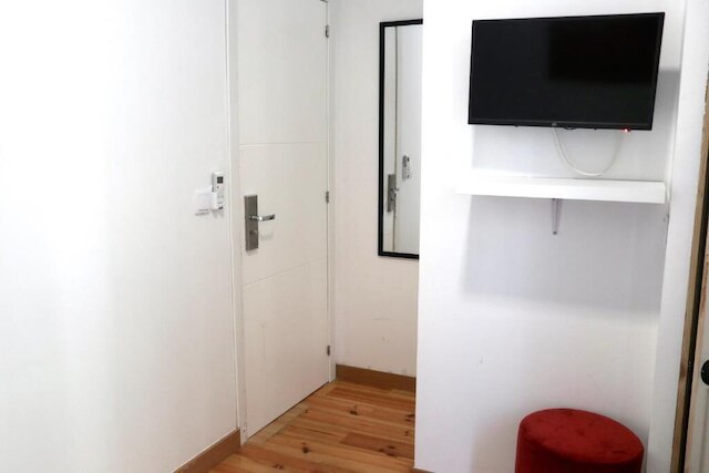 アマドーラ ブティックホステル