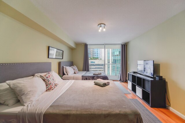 ブリッケルの素晴らしいコンドミニアム無料駐車場