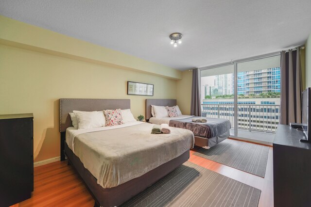 ブリッケルの素晴らしいコンドミニアム無料駐車場