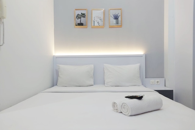 ホーミー アンド コージー リビング スタジオ タマン メラティ シンドゥアディ  アパートメント