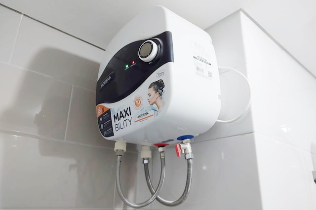 ホーミー アンド コージー リビング スタジオ タマン メラティ シンドゥアディ  アパートメント