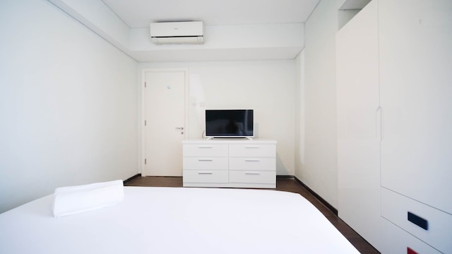 ストラテジック アンド スペーシャス 2 ベッドルRム アパートメント  アット トリリウム  レジデンス