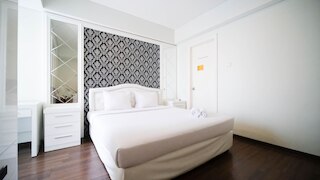 ストラテジック アンド スペーシャス 2 ベッドルRム アパートメント  アット トリリウム  レジデンス