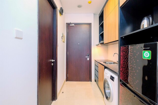 ナイス アンド エンジョイ スタジオ アット スディルマン  スイート アパートメント