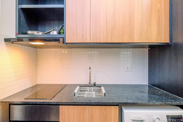 ナイス アンド エンジョイ スタジオ アット スディルマン  スイート アパートメント